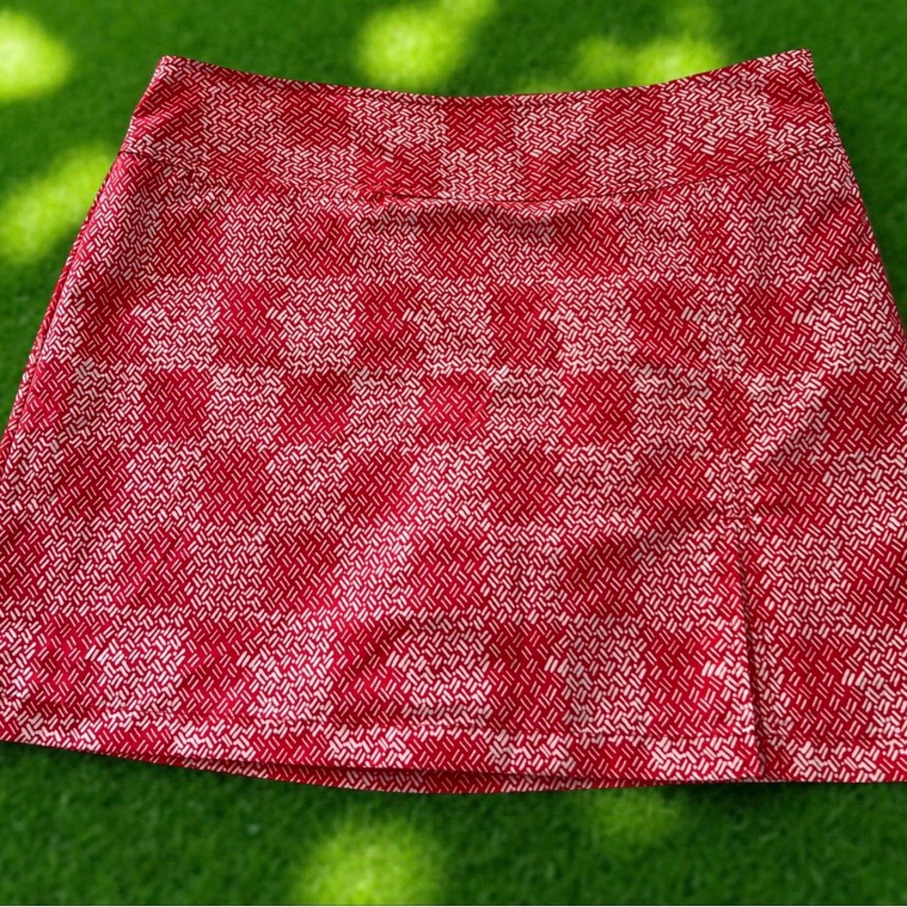 Izod Women’s Red and White Golf Skort / Shorts / Skirt Size 12